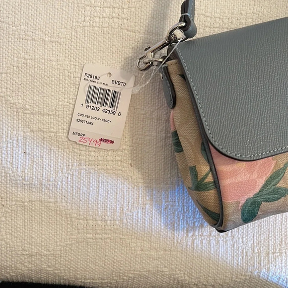 COACH -camo rose logo reverse crossbody - NWT - Picture 9 of 12